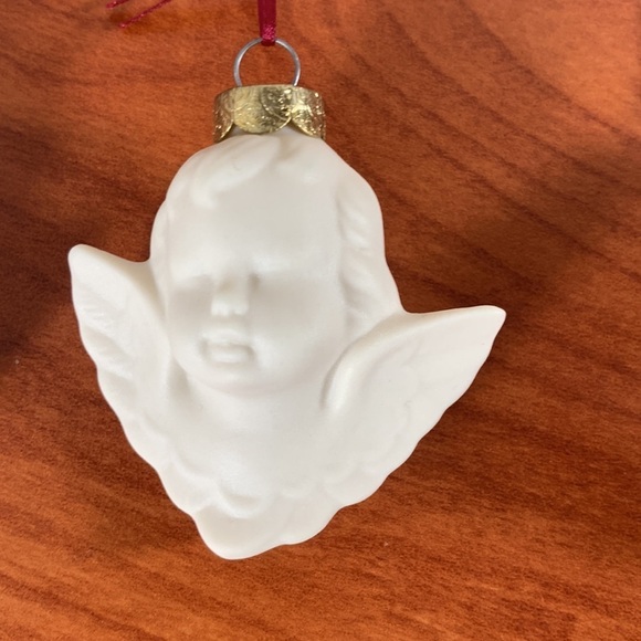 Vintage Porcelain Angels Christmas Holiday Tree Ornaments - set of 5 - Picture 8 of 11